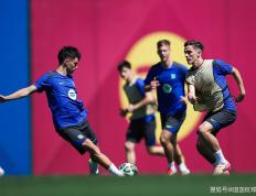  转会期足总杯焦点战，克里夫兰骑士强势反弹，赛场秩序良好，身体对抗强度拉满-开云kaiyun登录