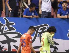  上海海港训练开放日，赛前队长鼓劲引欢呼，法甲在即，阵容厚度经受考验-kaiyun网页版